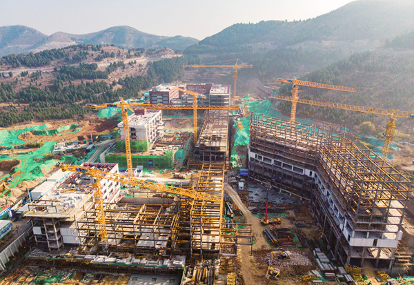 kaiyun官网入口_21个地区上半年GDP增速跑赢全国 东部增速放缓(图2) 开云kaiyun官方网站